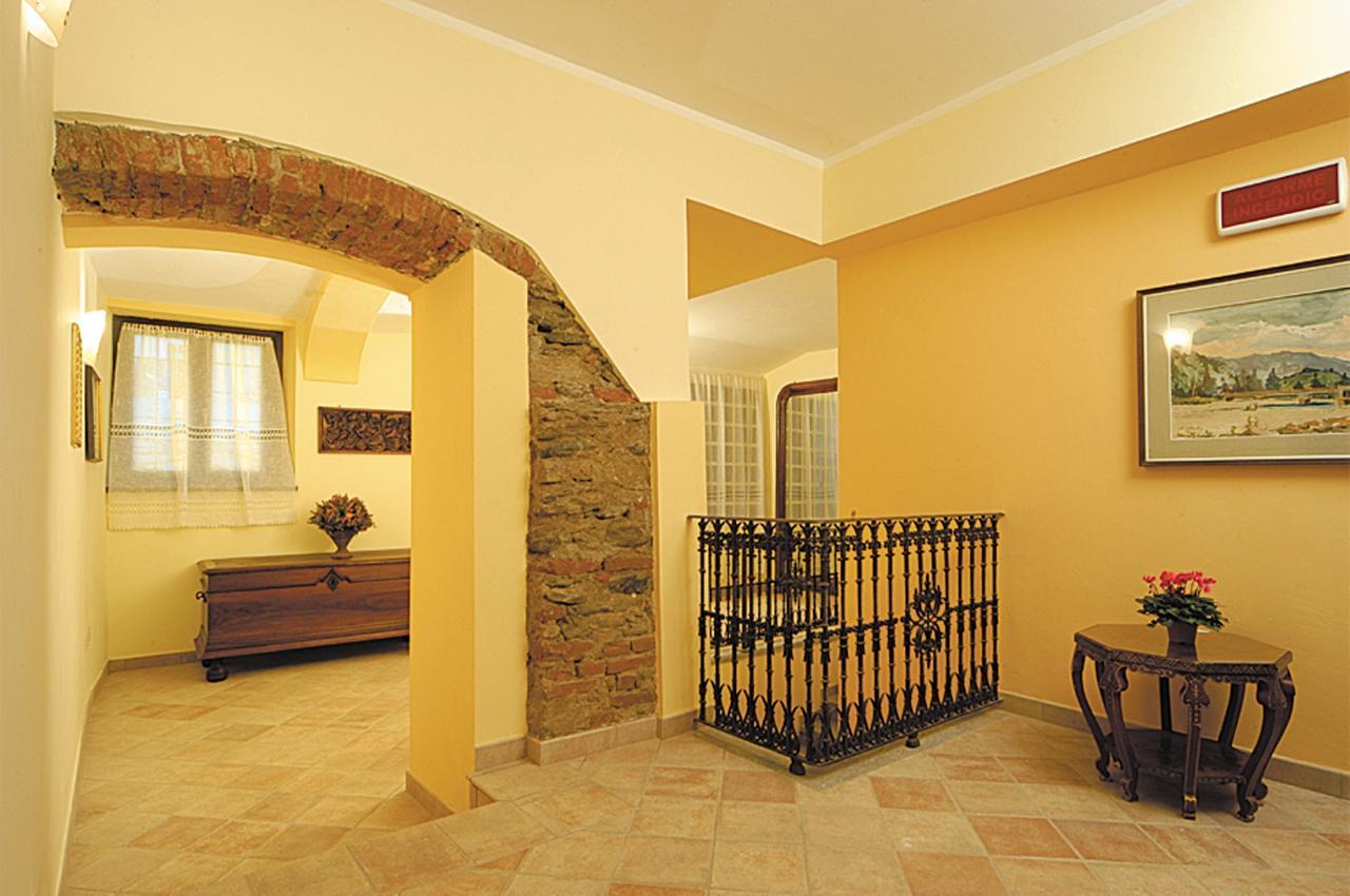 Casa Vacanze Provenzale Torre Pellice Exteriör bild